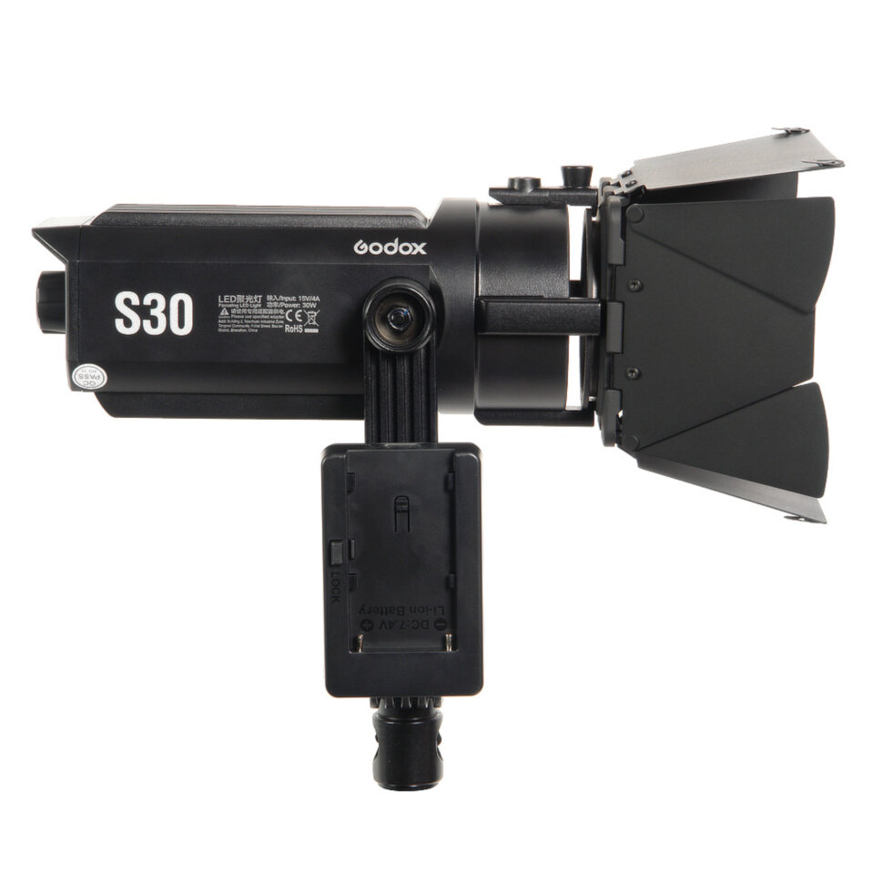 Осветитель Godox S30 