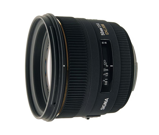 Обьектив Sigma   AF  50 MM F1.4   EX  DG     FOR   NIKON