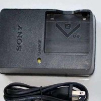 Зарядное устройство Sony BC-CSNB