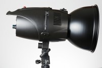 Импульсный свет FST E-180 вспышка студийная с рефлектором