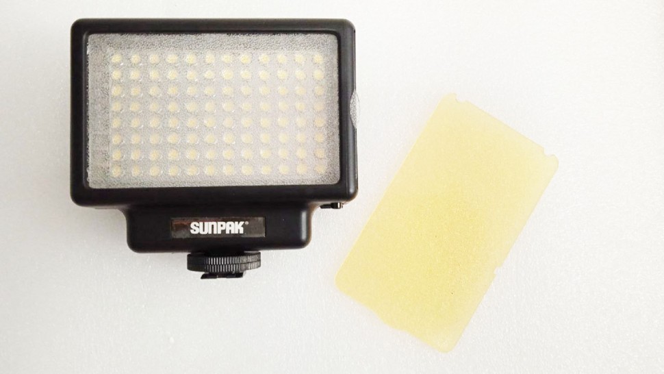 Накамерный осветитель Sunpak LED-96