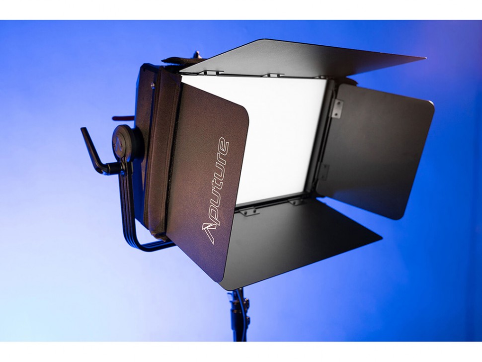 Кашетирующие шторки Aputure Barndoor для Nova P300c