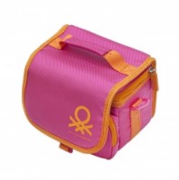 Сумка Benetton Bridge case s Digital для системной камеры fuchsia